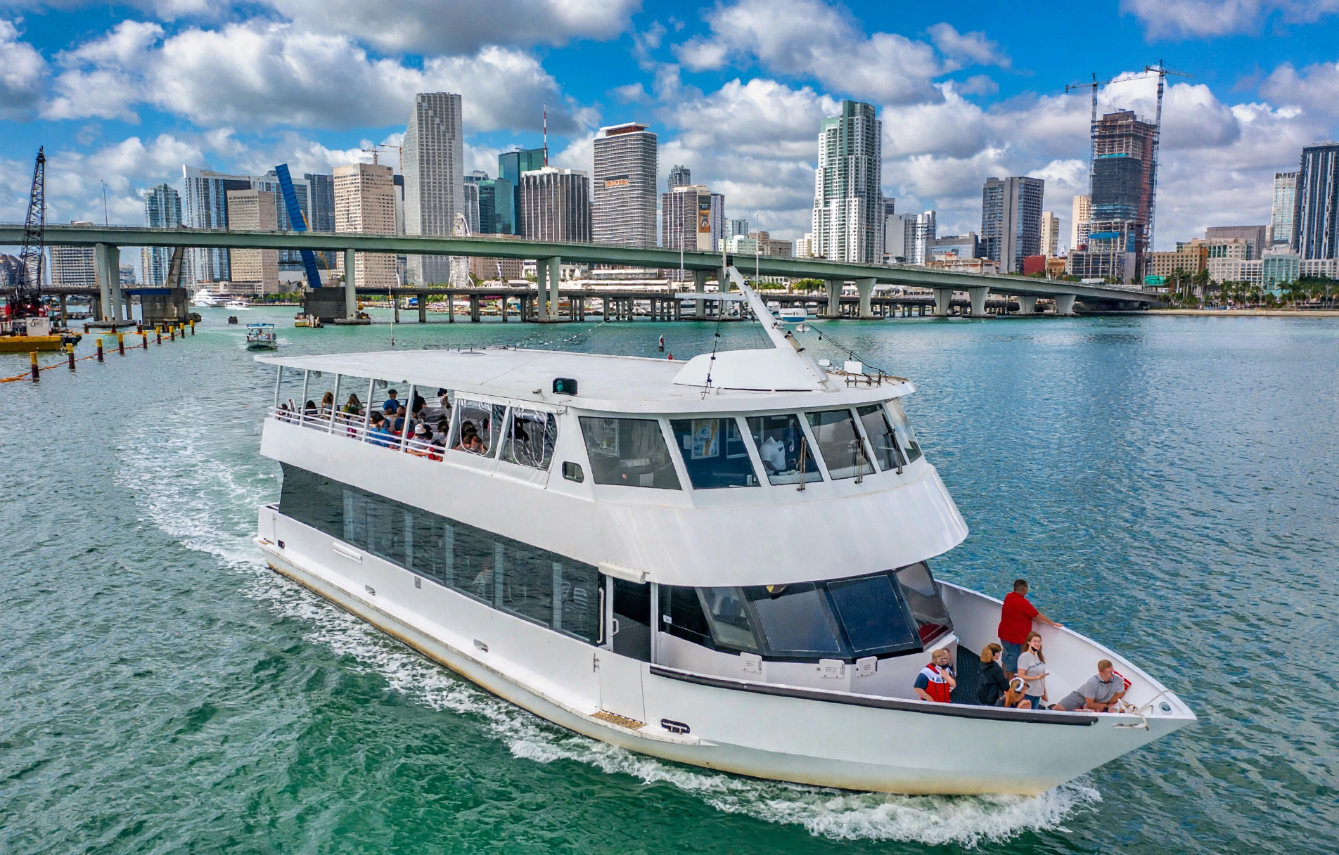 Paseo en barco por Biscayne Bay